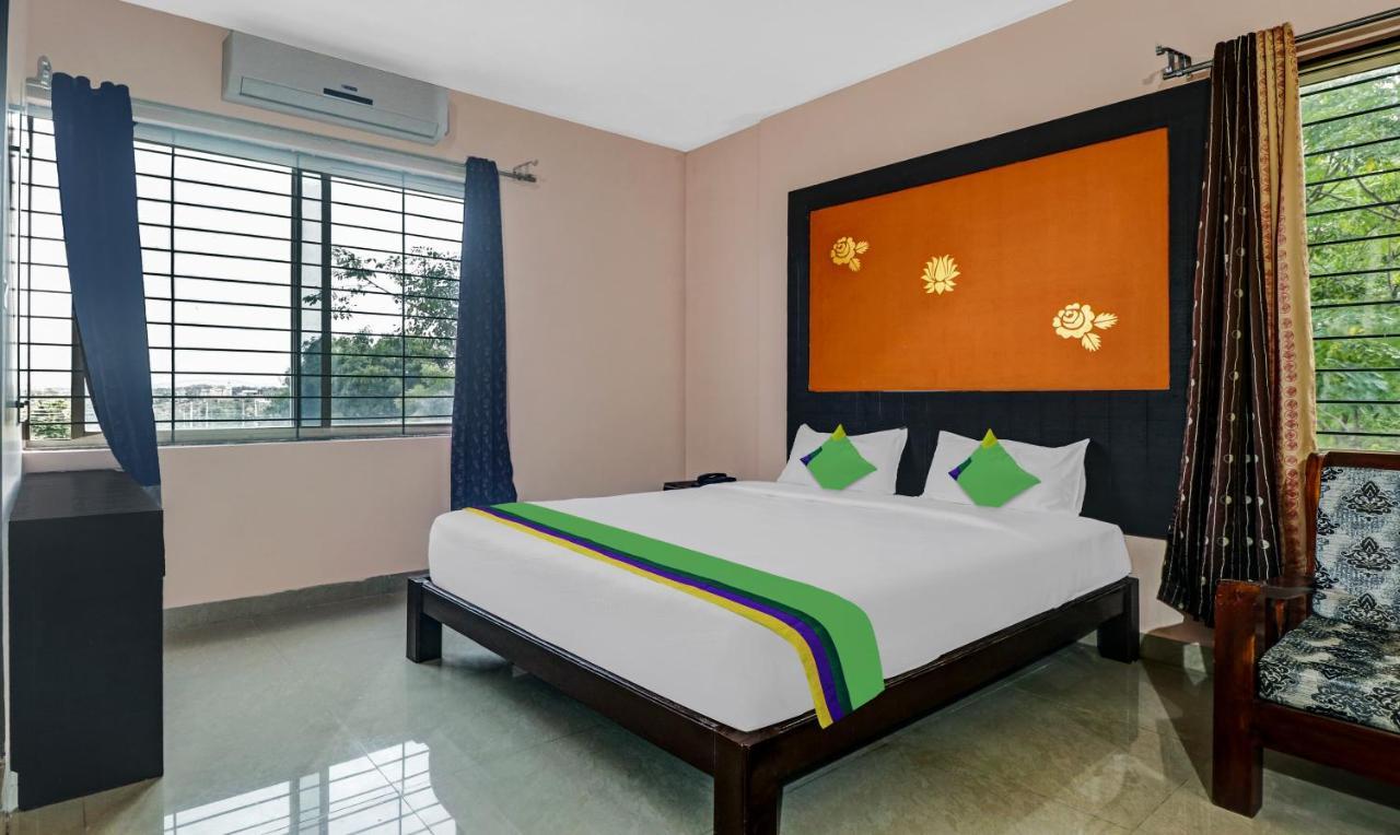 Grand Jp Inn Near 2 Km From Gundlupet Bus Stand 外观 照片