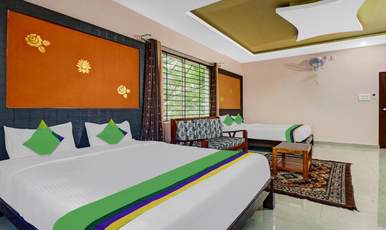 Grand Jp Inn Near 2 Km From Gundlupet Bus Stand 外观 照片
